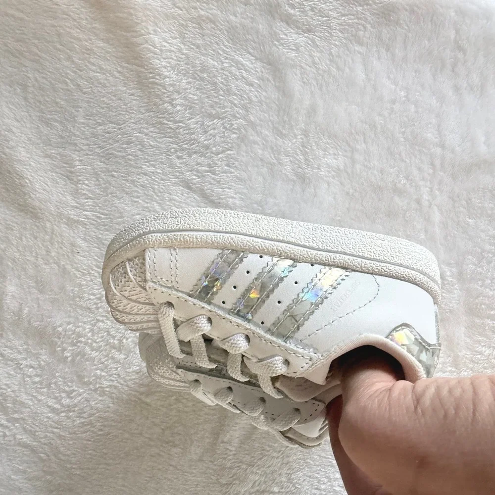 Adidas Superstar White Iridescent Holographic Shell Toe‎ Kids Shoes 4K CG6707